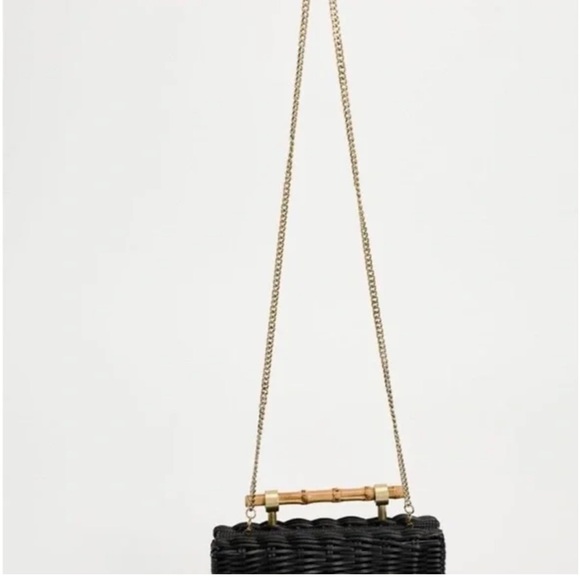 🆕 ZARA WOVEN MINAUDIÈRE BRAIDED RIGID HANDLE SHOULDER GOLD SHOULDER STRAP BLACK - Picture 2 of 7